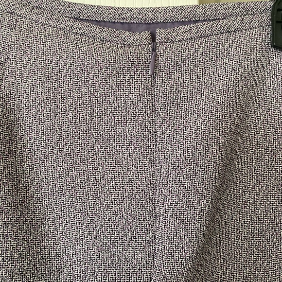 Le Suit Women's Lavender, Purple, white Blazer and Skirt Set - Picture 9 of 9